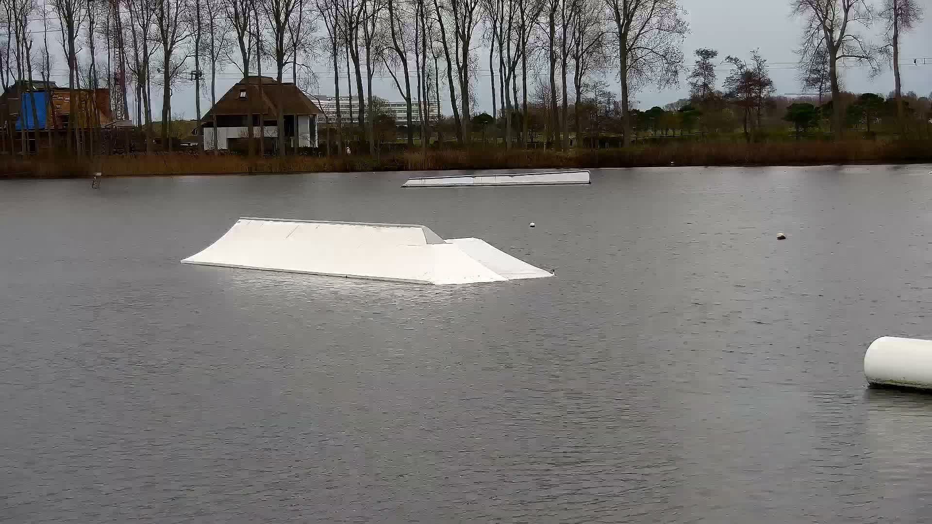 Knokke-Heist, Put van de Cloedet Sport Lake (De Cloedet Pond) Live Cam - Bruges, West Flanders (Flandre-Occidentale), Flemish (Flamande), Belgium