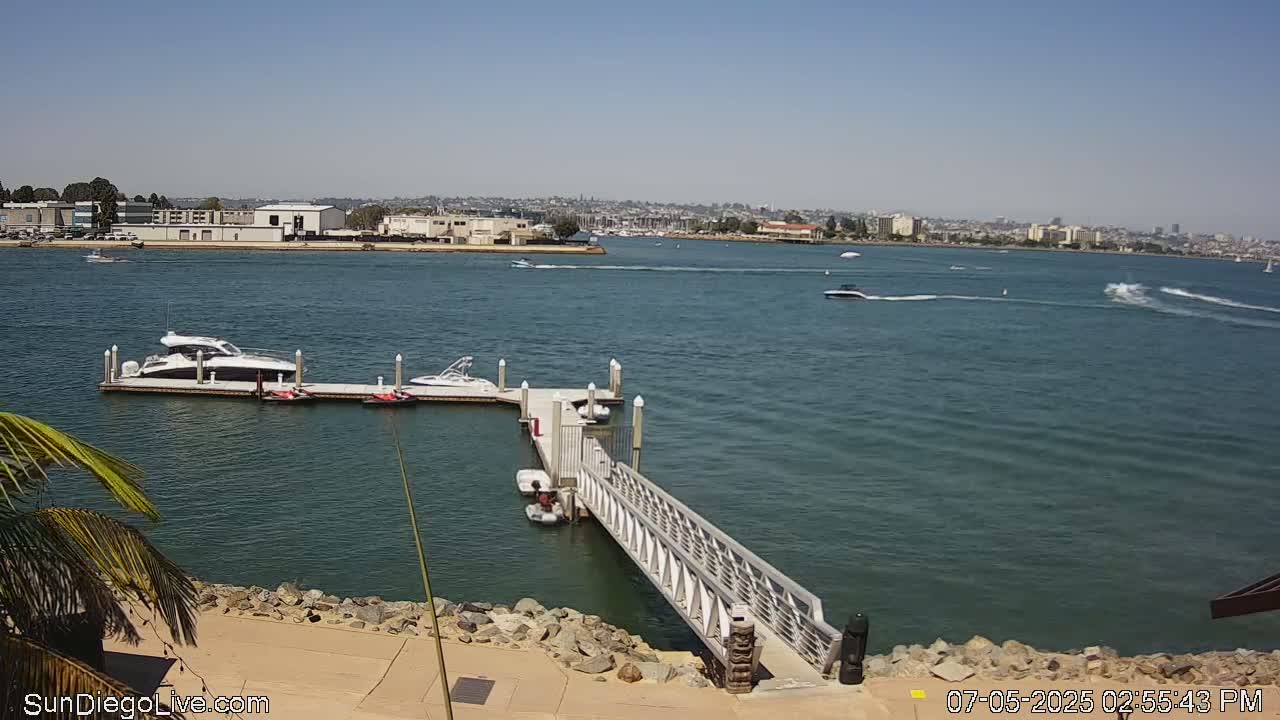South San Diego & San Diego International Airport View with Radio from Shelter Island Live Cam SAN/KSAN - La Playa, San Diego, San Diego County, California, USA