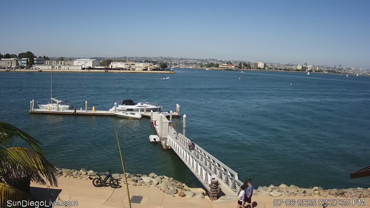South San Diego & San Diego International Airport View with Radio from Shelter Island Live Cam SAN/KSAN - La Playa, San Diego, San Diego County, California, USA