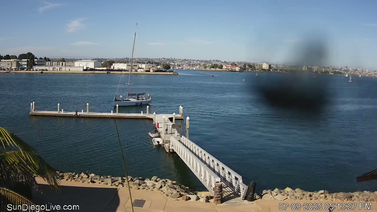 South San Diego & San Diego International Airport View with Radio from Shelter Island Live Cam SAN/KSAN - La Playa, San Diego, San Diego County, California, USA