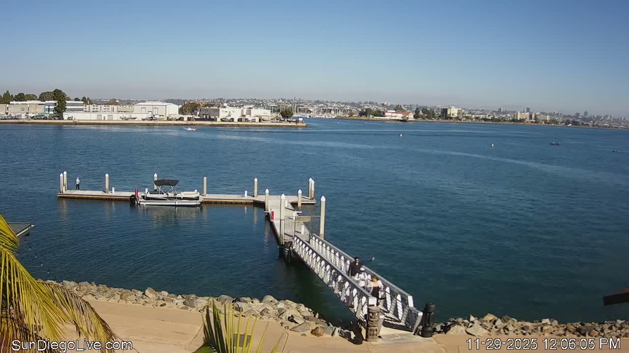 South San Diego & San Diego International Airport View with Radio from Shelter Island Live Cam SAN/KSAN - La Playa, San Diego, San Diego County, California, USA
