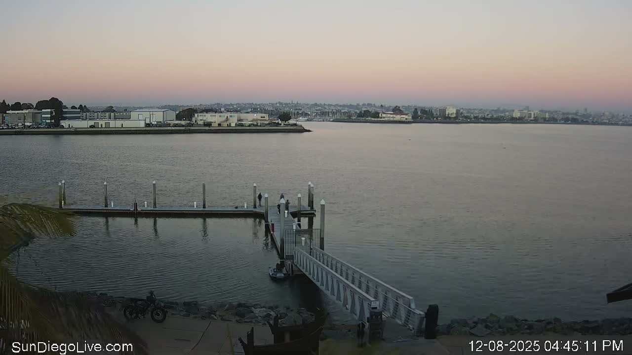 South San Diego & San Diego International Airport View with Radio from Shelter Island Live Cam SAN/KSAN - La Playa, San Diego, San Diego County, California, USA