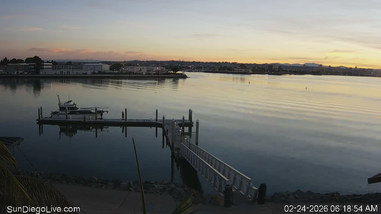 South San Diego & San Diego International Airport View with Radio from Shelter Island Live Cam SAN/KSAN - La Playa, San Diego, San Diego County, California, USA