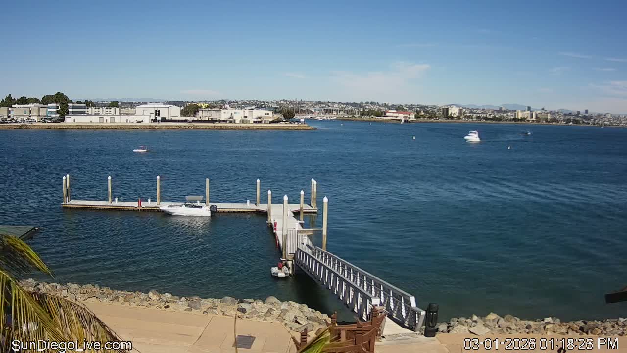 South San Diego & San Diego International Airport View with Radio from Shelter Island Live Cam SAN/KSAN - La Playa, San Diego, San Diego County, California, USA