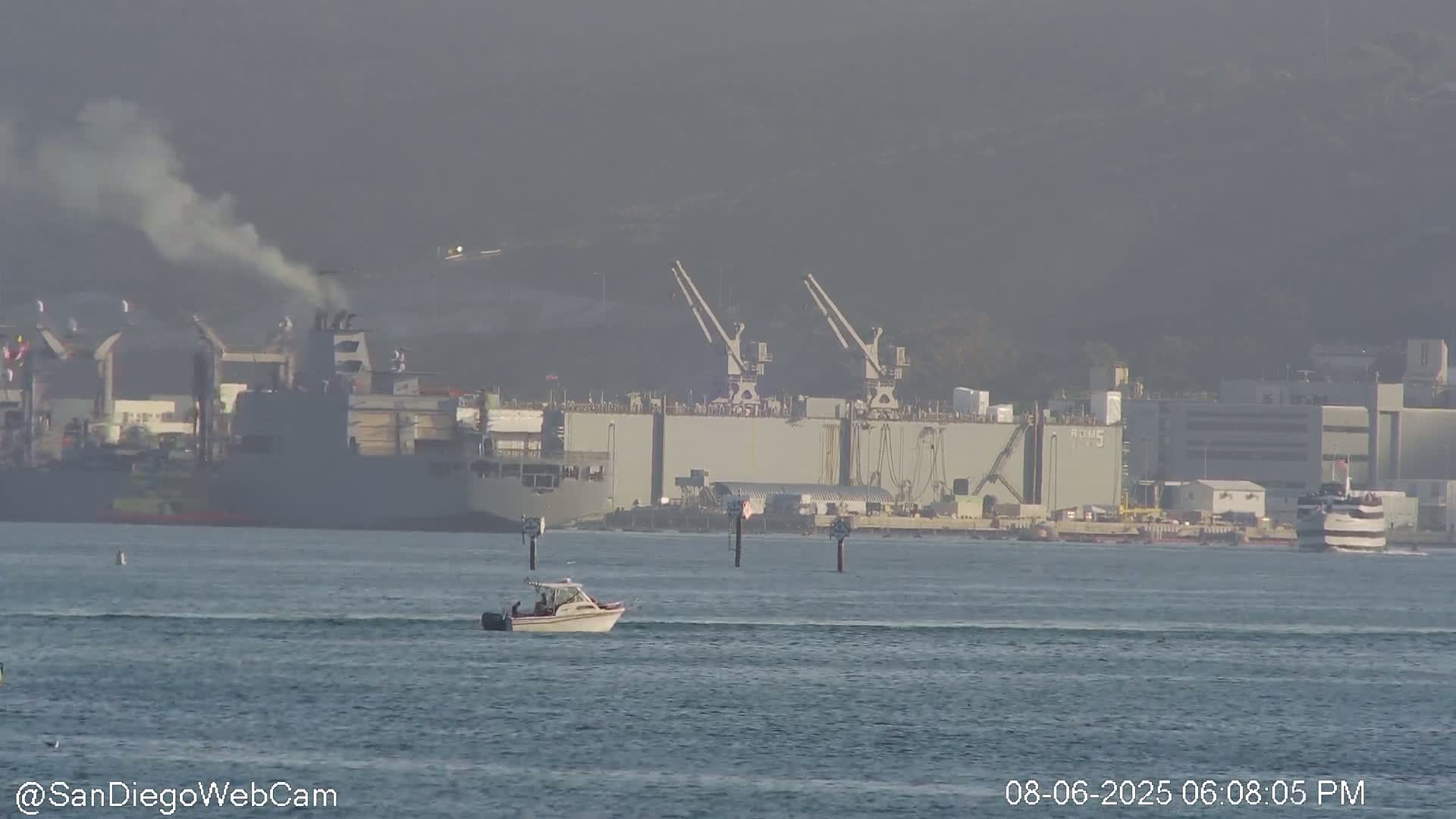 San Diego City / Bay 360 Panaromic & San Diego North Island Naval Air Sation NZY / KNZY Live Cam - Harbor Island, San Diego, San Diego County, California, USA