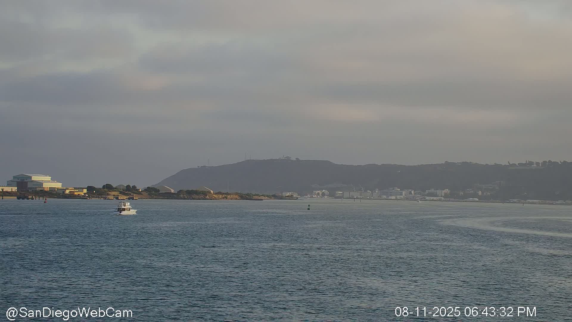 San Diego City / Bay 360 Panaromic & San Diego North Island Naval Air Sation NZY / KNZY Live Cam - Harbor Island, San Diego, San Diego County, California, USA