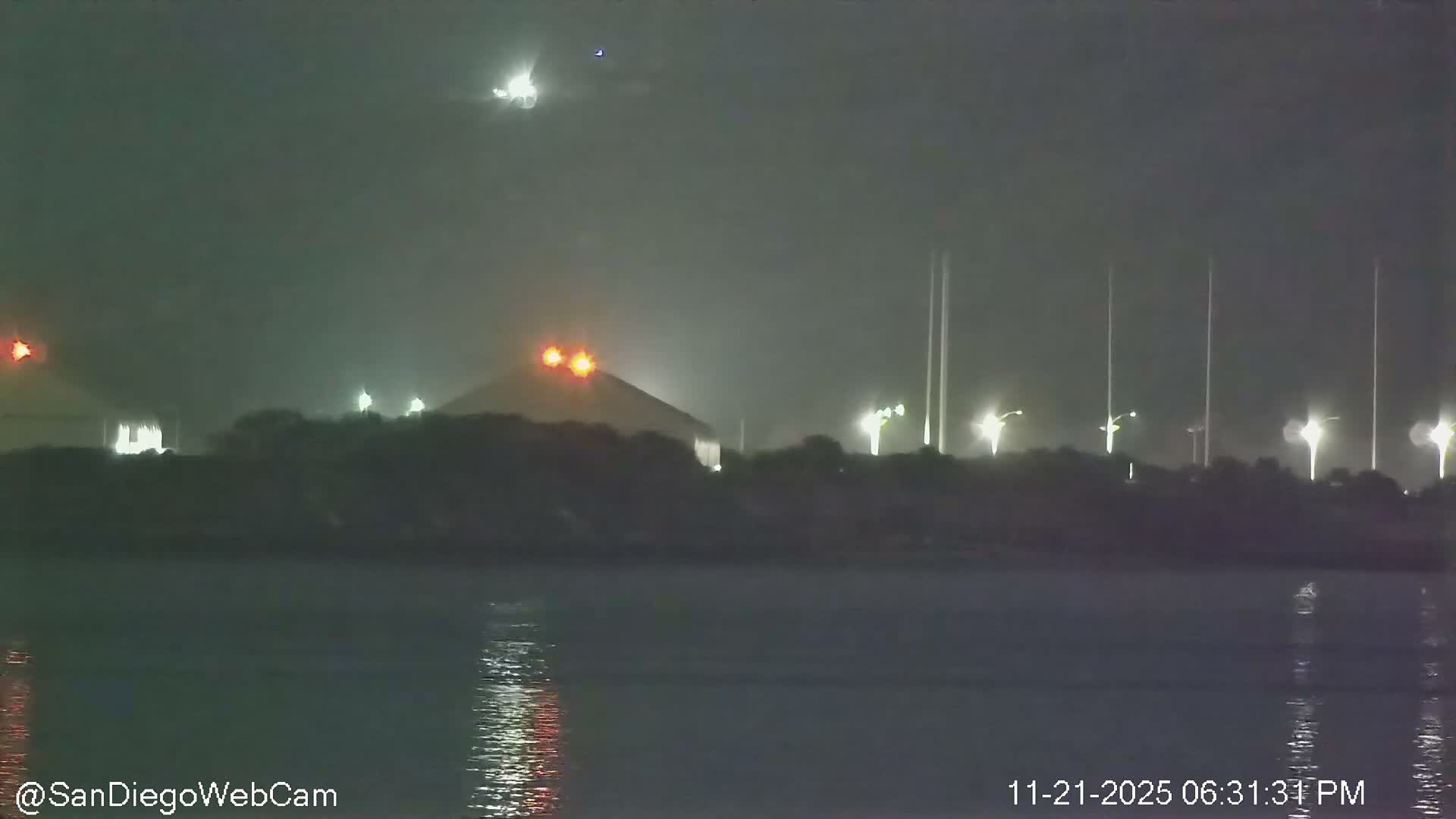 San Diego City / Bay 360 Panaromic & San Diego North Island Naval Air Sation NZY / KNZY Live Cam - Harbor Island, San Diego, San Diego County, California, USA