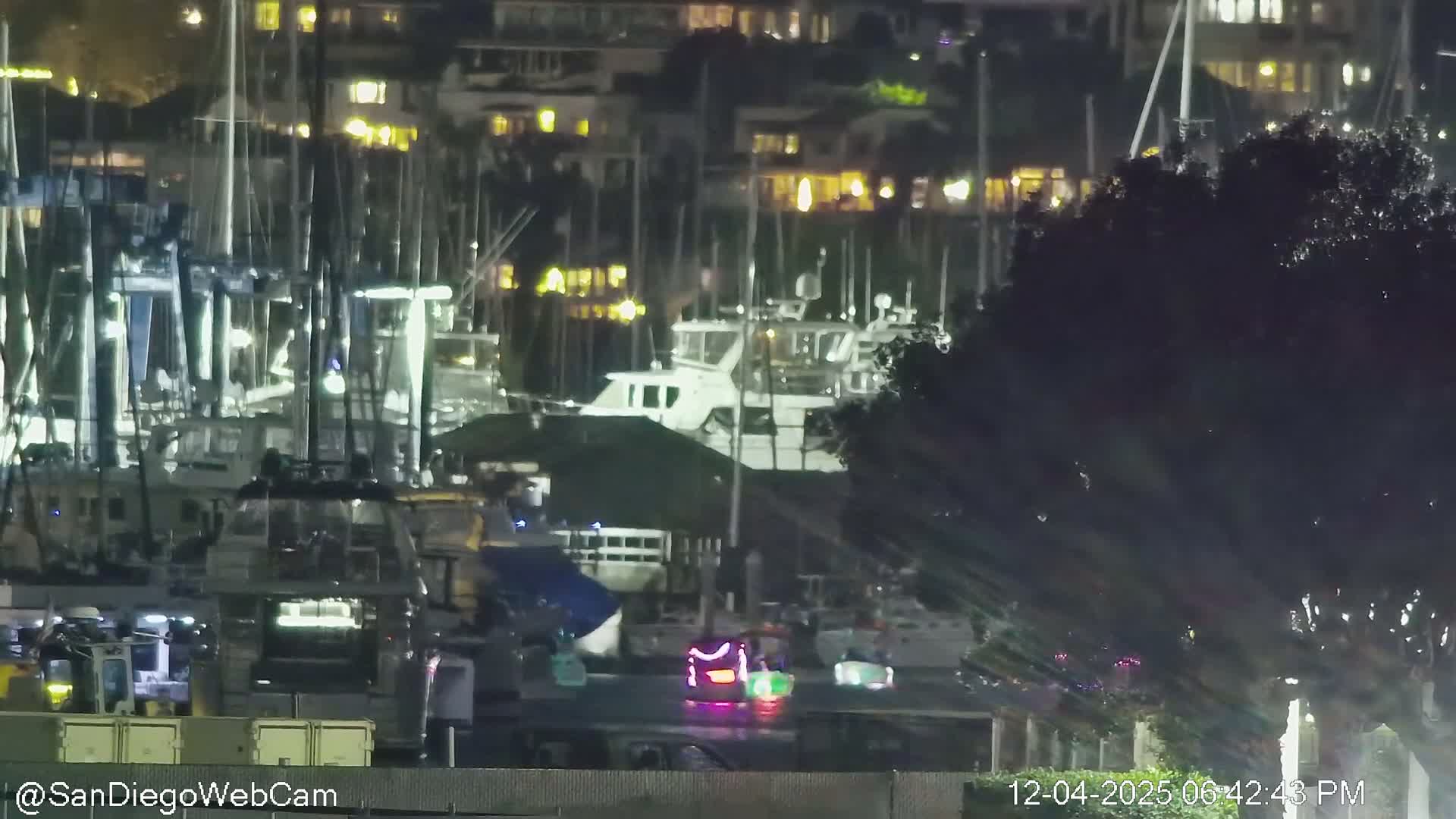 San Diego City / Bay 360 Panaromic & San Diego North Island Naval Air Sation NZY / KNZY Live Cam - Harbor Island, San Diego, San Diego County, California, USA