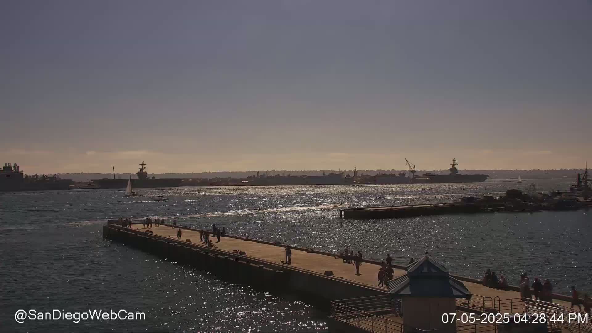 San Diego, Coronado Bridge & Sant Diego City & Bay Skyline View Live Cam - Downtown, San Diego, San Diego County, California, USA