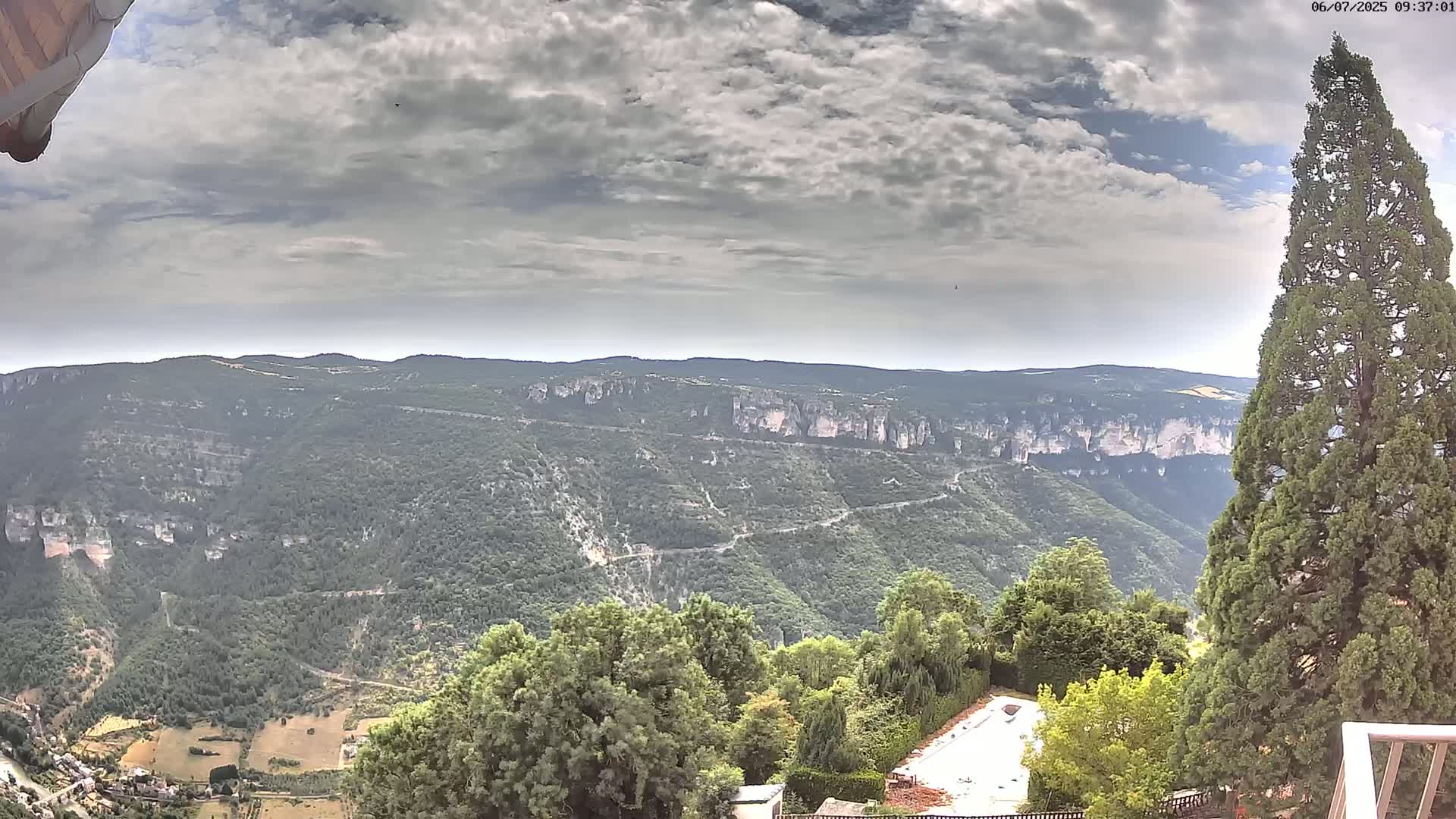 Les Gorges du Tarn (The Gorges of Tarn) View from Saint-Romme-de-Dolan Village Live Cam - Florac, Lozère, Occitanie, France
