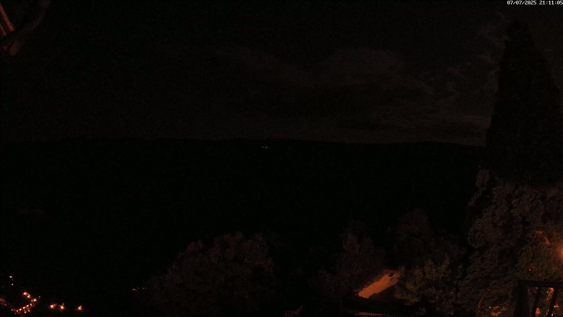 Les Gorges du Tarn (The Gorges of Tarn) View from Saint-Romme-de-Dolan Village Live Cam - Florac, Lozère, Occitanie, France