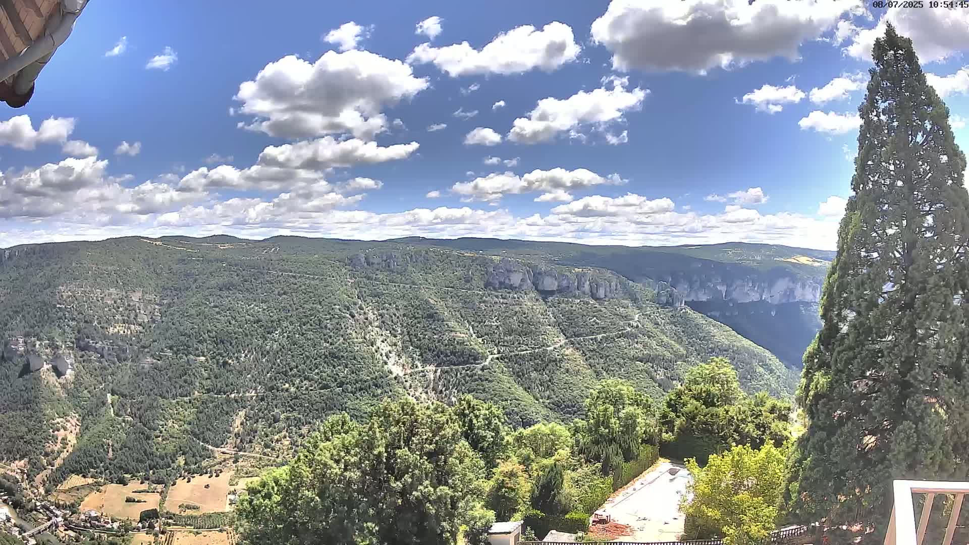 Les Gorges du Tarn (The Gorges of Tarn) View from Saint-Romme-de-Dolan Village Live Cam - Florac, Lozère, Occitanie, France