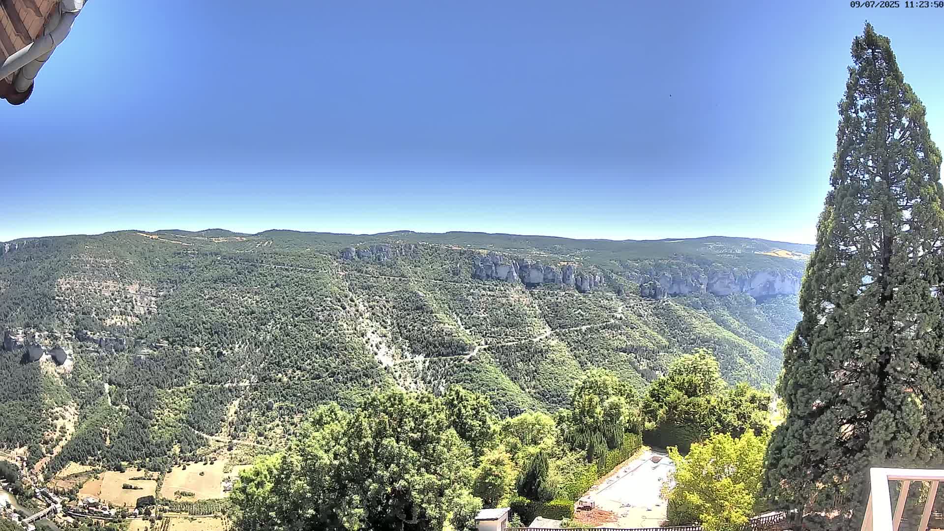 Les Gorges du Tarn (The Gorges of Tarn) View from Saint-Romme-de-Dolan Village Live Cam - Florac, Lozère, Occitanie, France