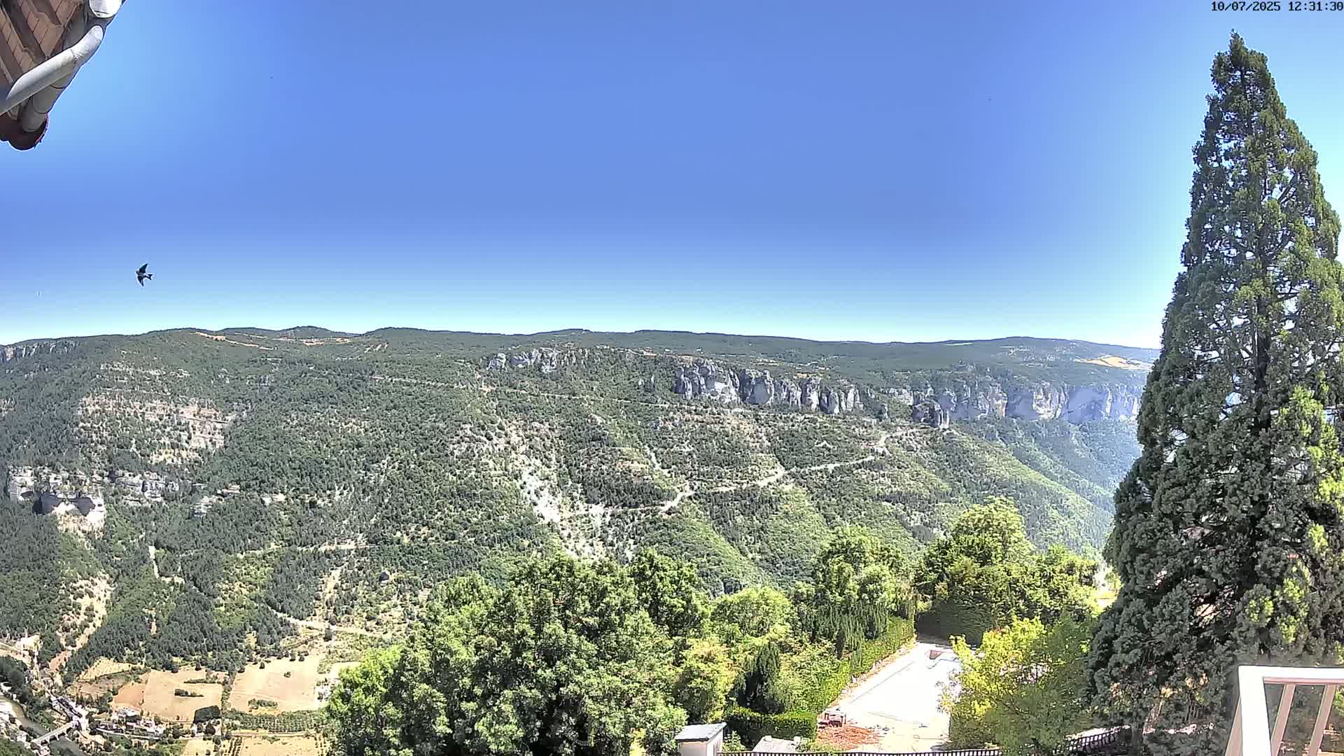 Les Gorges du Tarn (The Gorges of Tarn) View from Saint-Romme-de-Dolan Village Live Cam - Florac, Lozère, Occitanie, France