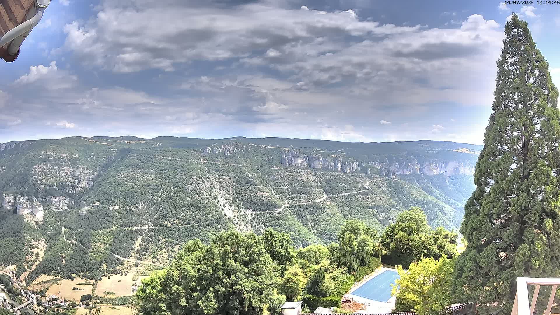 Les Gorges du Tarn (The Gorges of Tarn) View from Saint-Romme-de-Dolan Village Live Cam - Florac, Lozère, Occitanie, France