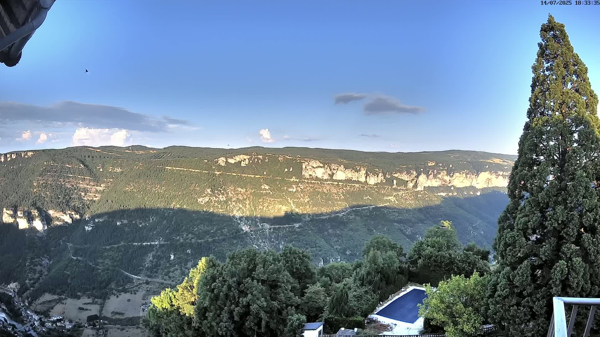 Les Gorges du Tarn (The Gorges of Tarn) View from Saint-Romme-de-Dolan Village Live Cam - Florac, Lozère, Occitanie, France