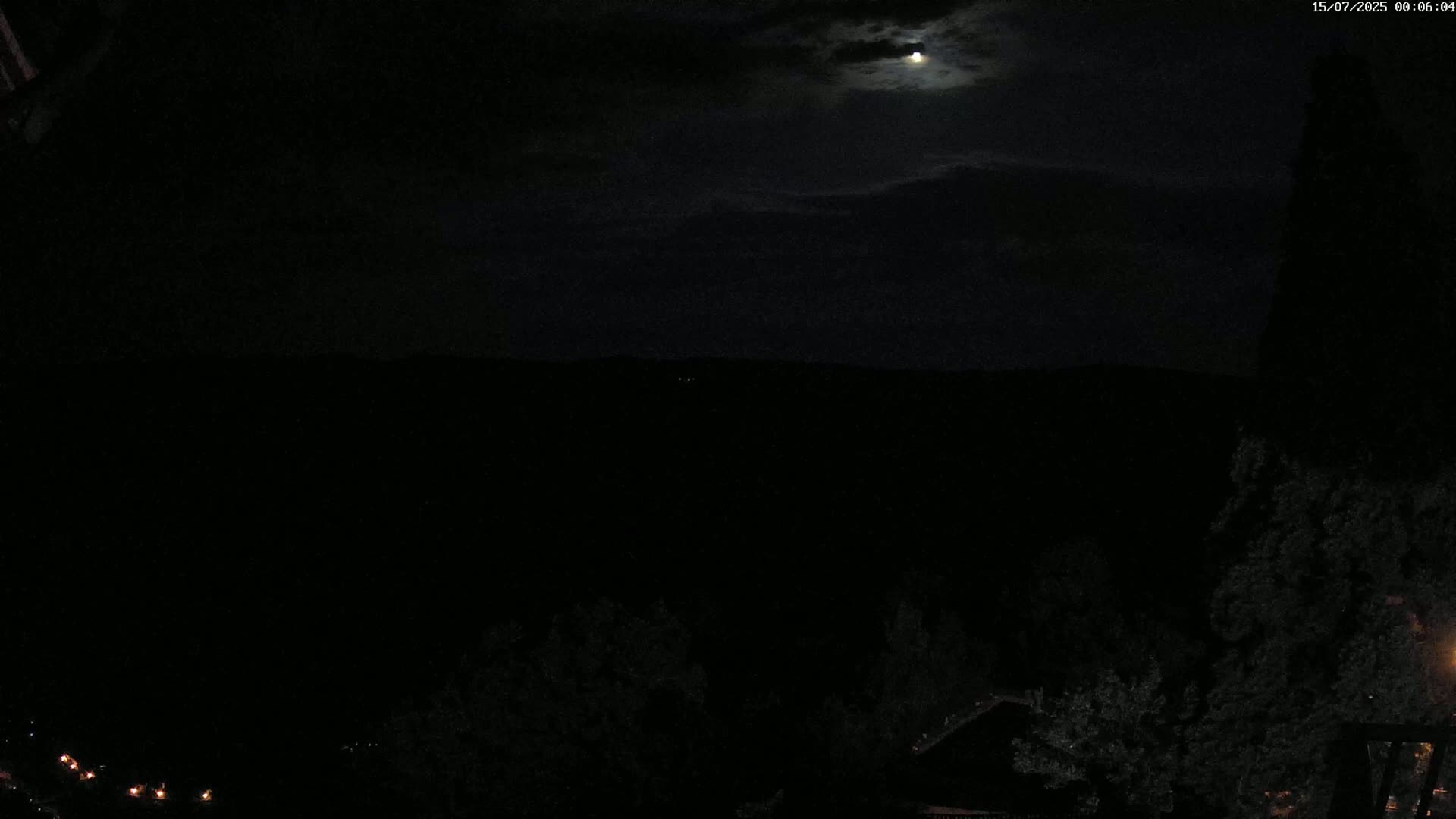 Les Gorges du Tarn (The Gorges of Tarn) View from Saint-Romme-de-Dolan Village Live Cam - Florac, Lozère, Occitanie, France