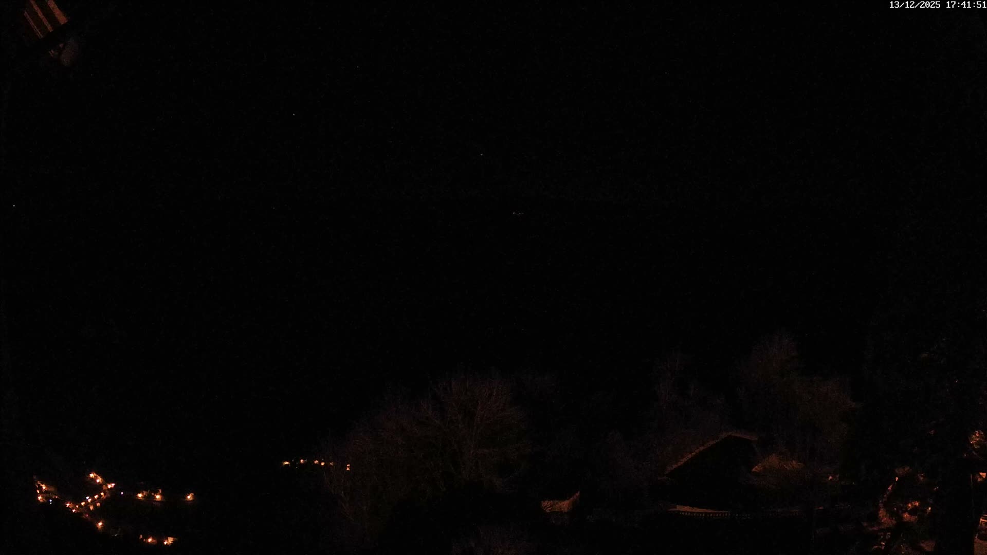 Les Gorges du Tarn (The Gorges of Tarn) View from Saint-Romme-de-Dolan Village Live Cam - Florac, Lozère, Occitanie, France