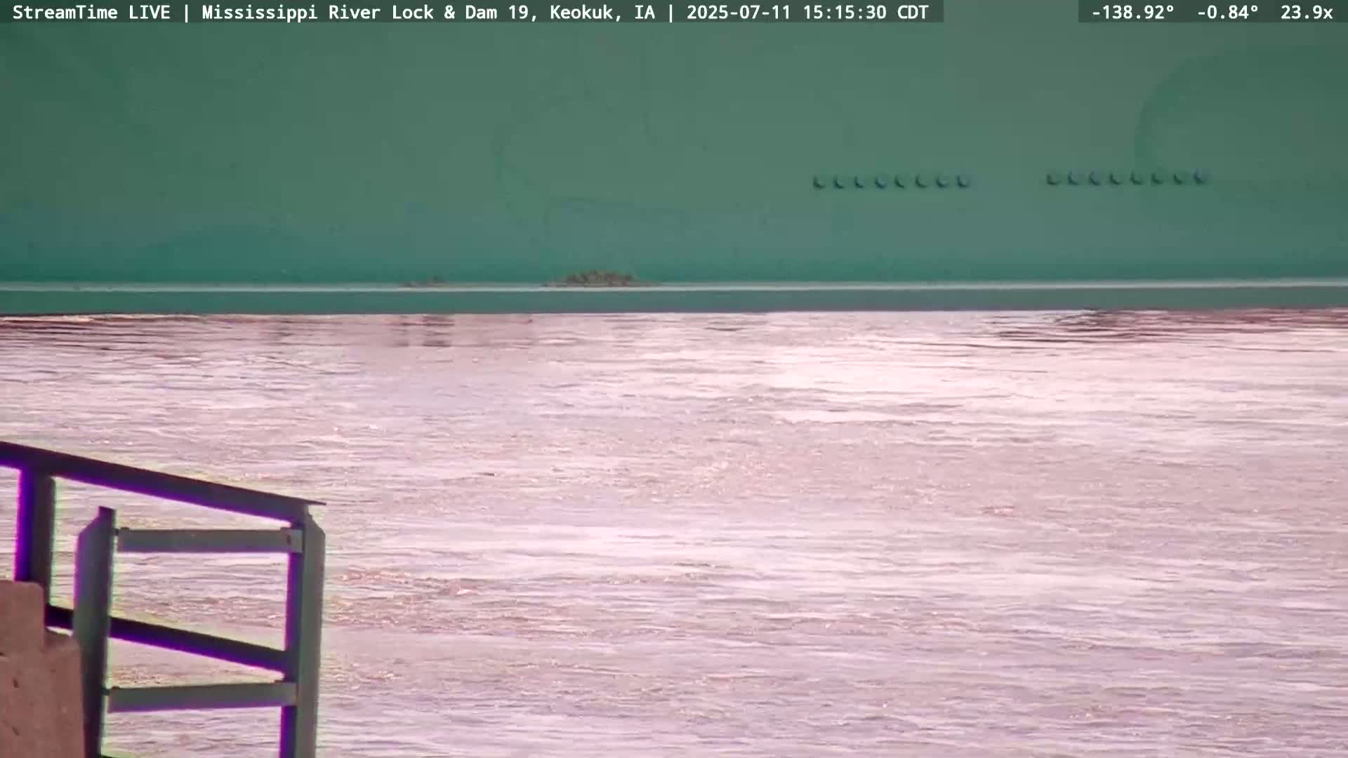 Keokuk Mississippi River Lock 19 Dam & Keokuk Power Plant Live Cam - Keokuk, Lee, Iowa, USA