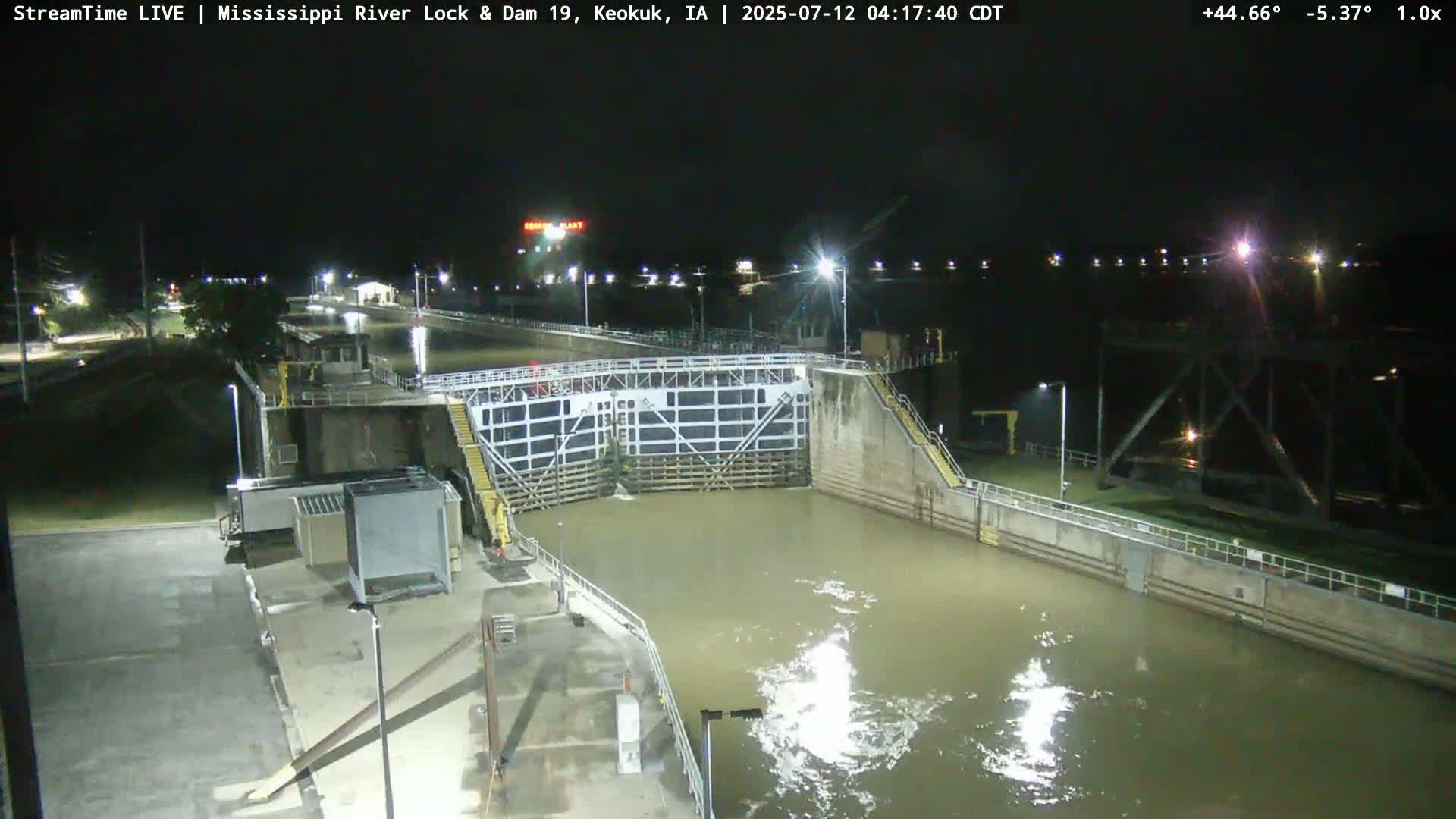 Keokuk Mississippi River Lock 19 Dam & Keokuk Power Plant Live Cam - Keokuk, Lee, Iowa, USA