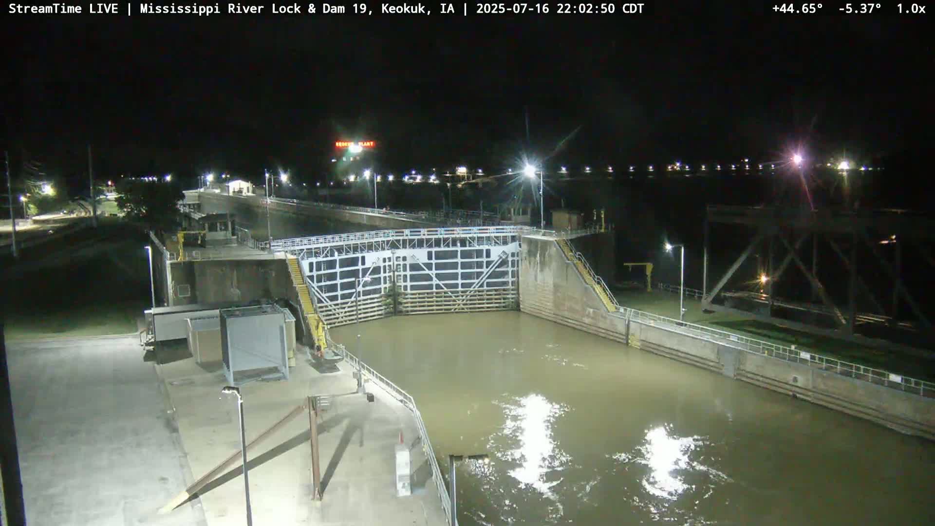 Keokuk Mississippi River Lock 19 Dam & Keokuk Power Plant Live Cam - Keokuk, Lee, Iowa, USA