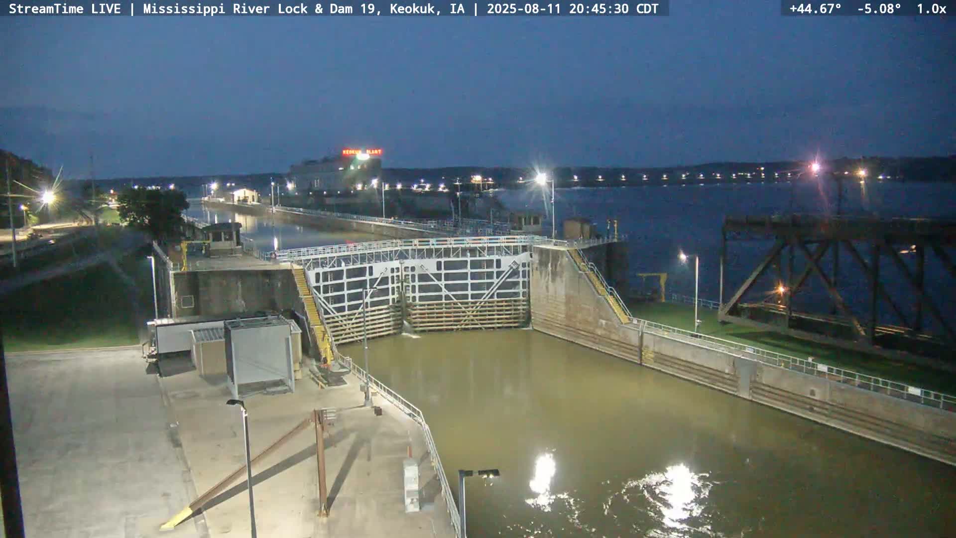 Keokuk Mississippi River Lock 19 Dam & Keokuk Power Plant Live Cam - Keokuk, Lee, Iowa, USA