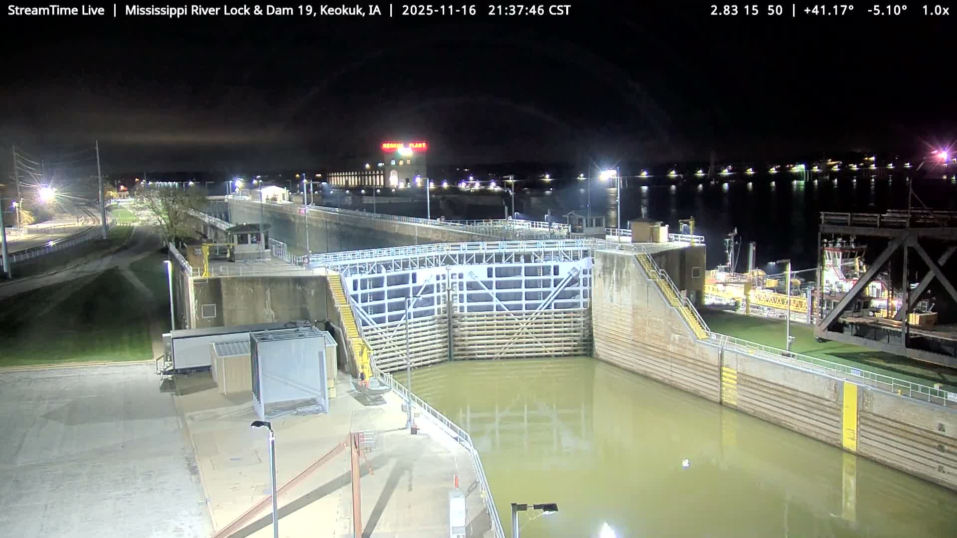 Keokuk Mississippi River Lock 19 Dam & Keokuk Power Plant Live Cam - Keokuk, Lee, Iowa, USA