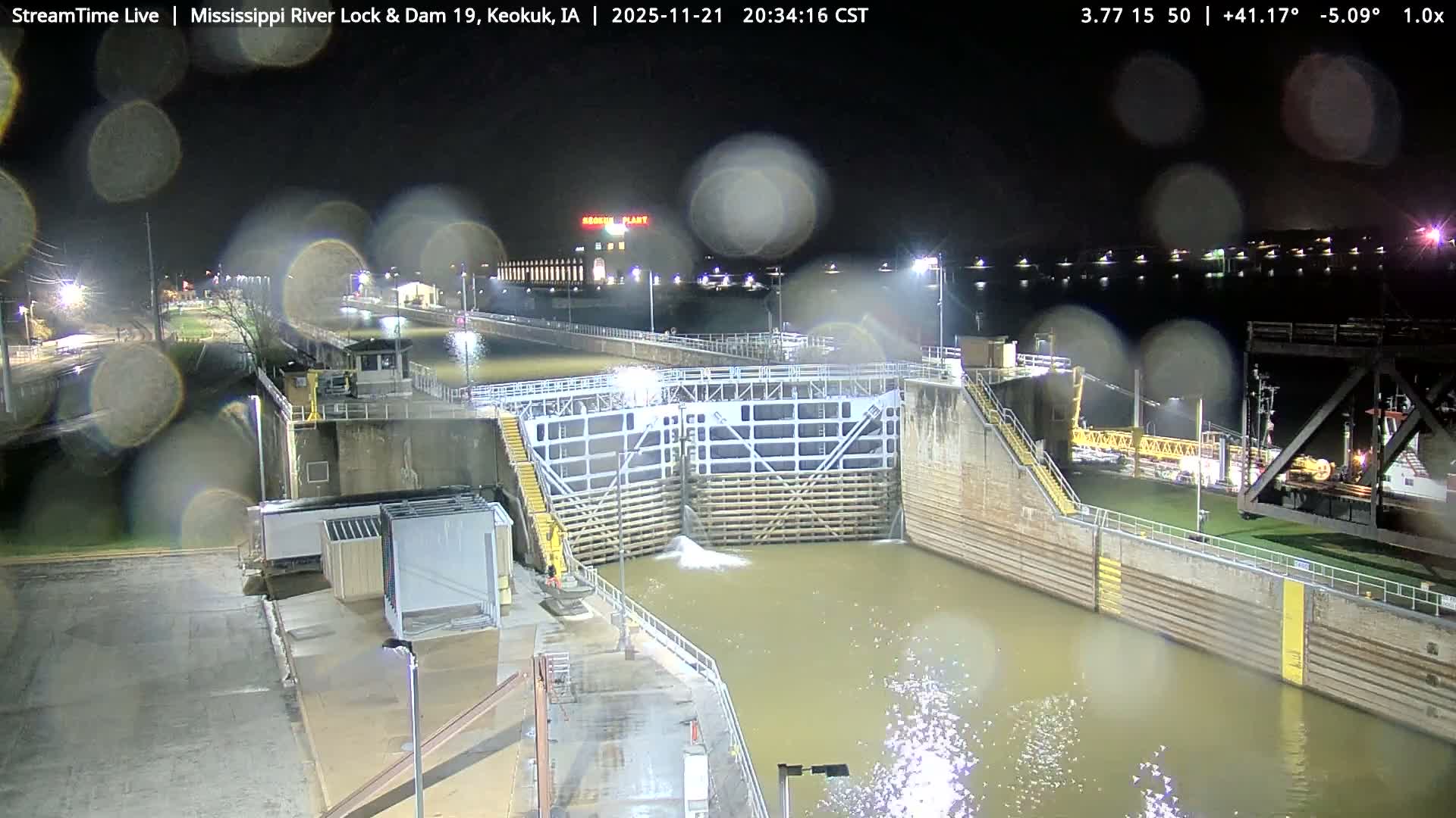 Keokuk Mississippi River Lock 19 Dam & Keokuk Power Plant Live Cam - Keokuk, Lee, Iowa, USA