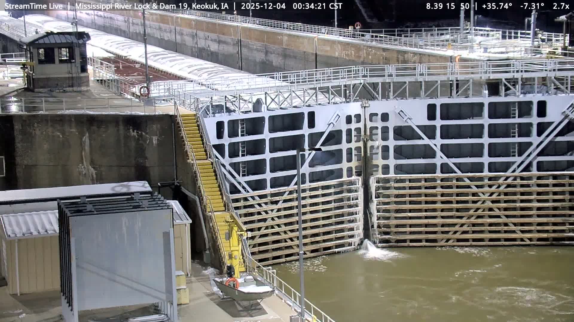 Keokuk Mississippi River Lock 19 Dam & Keokuk Power Plant Live Cam - Keokuk, Lee, Iowa, USA