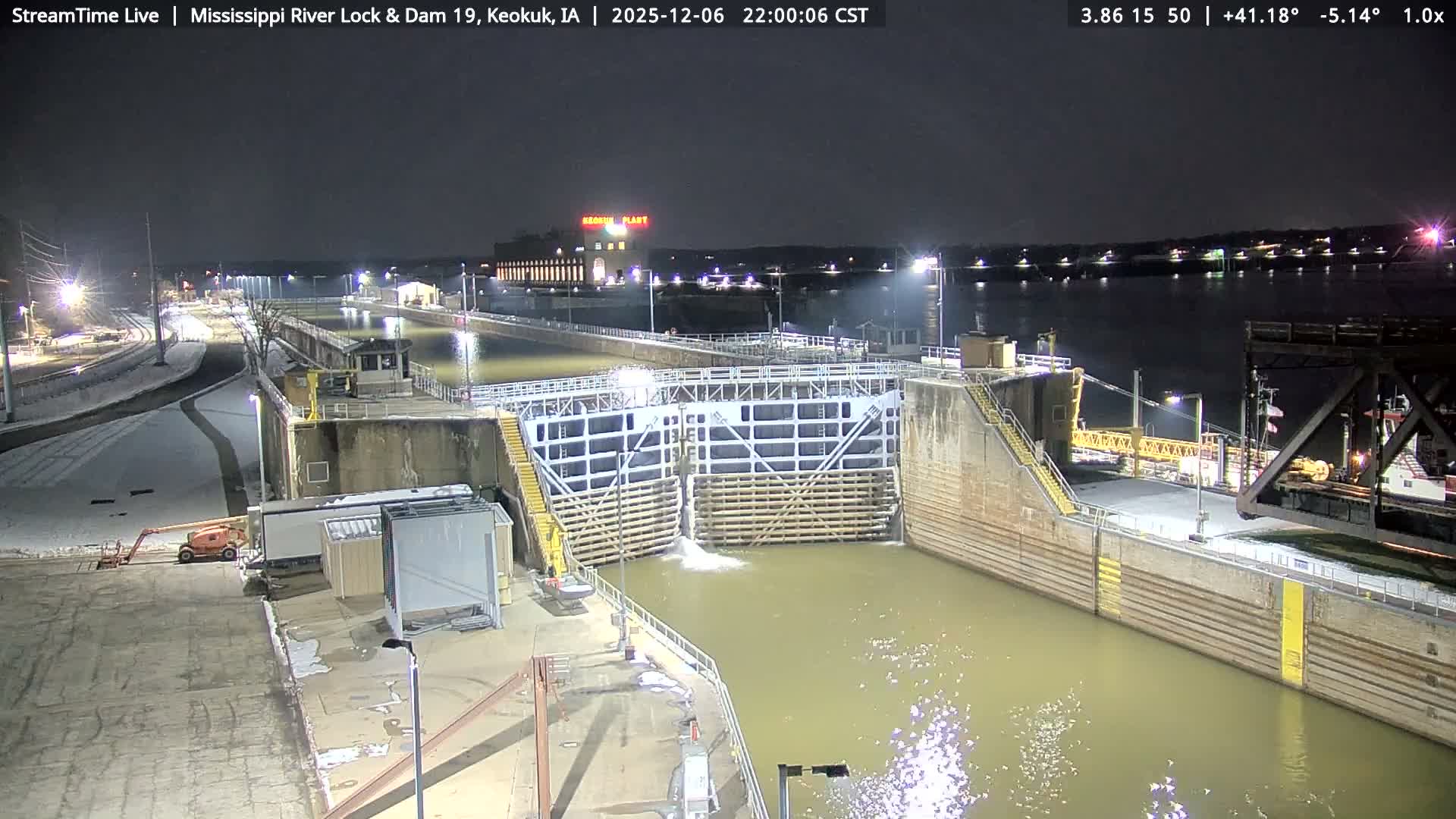 Keokuk Mississippi River Lock 19 Dam & Keokuk Power Plant Live Cam - Keokuk, Lee, Iowa, USA