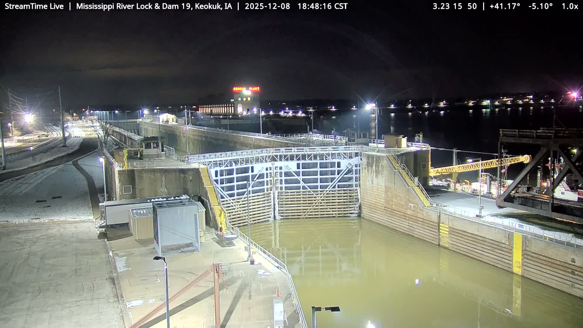 Keokuk Mississippi River Lock 19 Dam & Keokuk Power Plant Live Cam - Keokuk, Lee, Iowa, USA