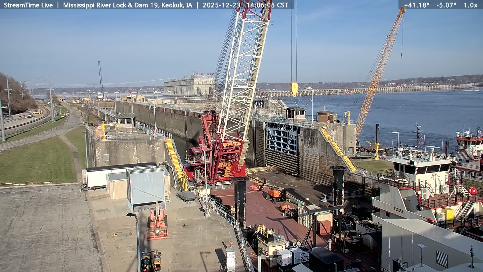Keokuk Mississippi River Lock 19 Dam & Keokuk Power Plant Live Cam - Keokuk, Lee, Iowa, USA