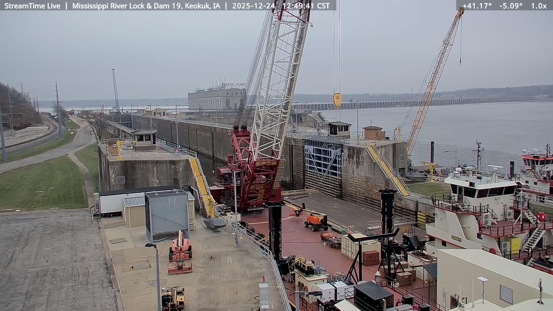 Keokuk Mississippi River Lock 19 Dam & Keokuk Power Plant Live Cam - Keokuk, Lee, Iowa, USA