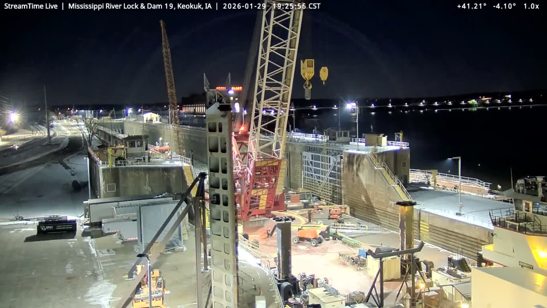 Keokuk Mississippi River Lock 19 Dam & Keokuk Power Plant Live Cam - Keokuk, Lee, Iowa, USA