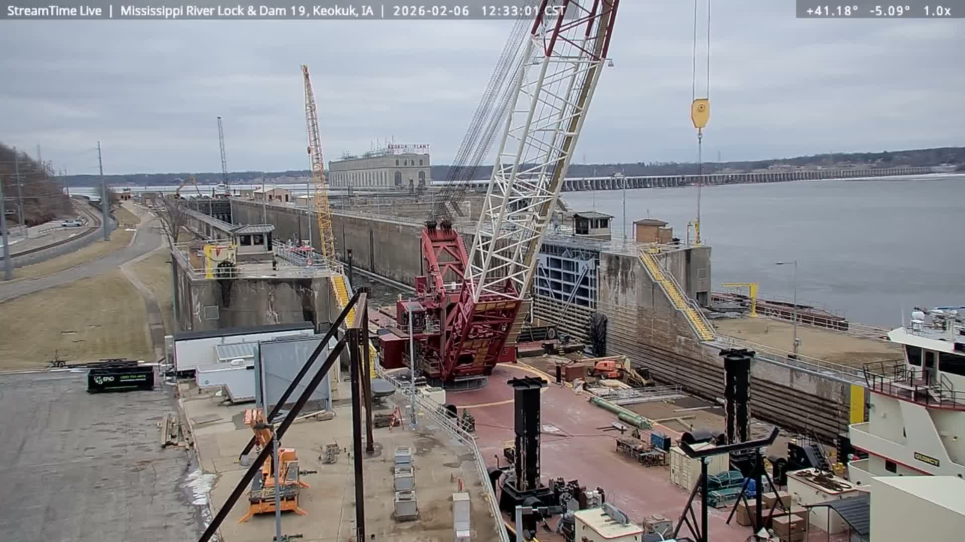 Keokuk Mississippi River Lock 19 Dam & Keokuk Power Plant Live Cam - Keokuk, Lee, Iowa, USA