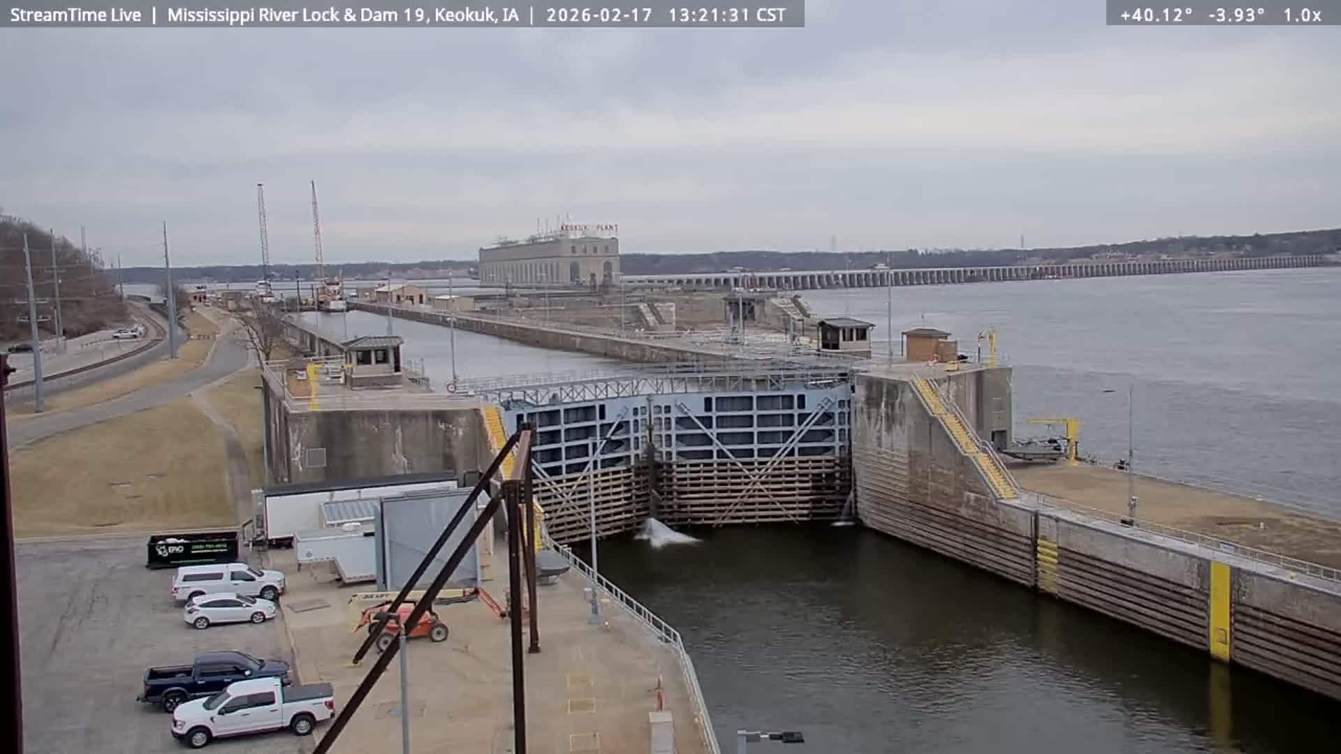 Keokuk Mississippi River Lock 19 Dam & Keokuk Power Plant Live Cam - Keokuk, Lee, Iowa, USA