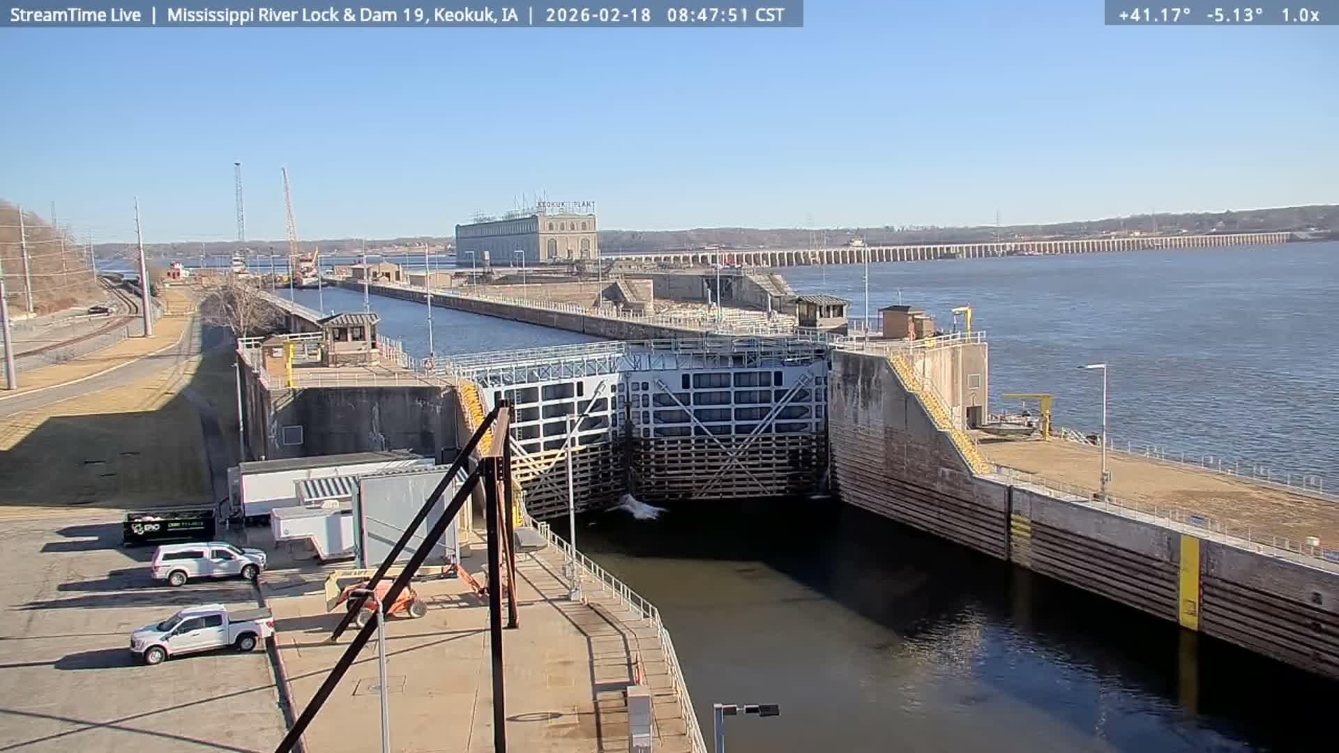 Keokuk Mississippi River Lock 19 Dam & Keokuk Power Plant Live Cam - Keokuk, Lee, Iowa, USA