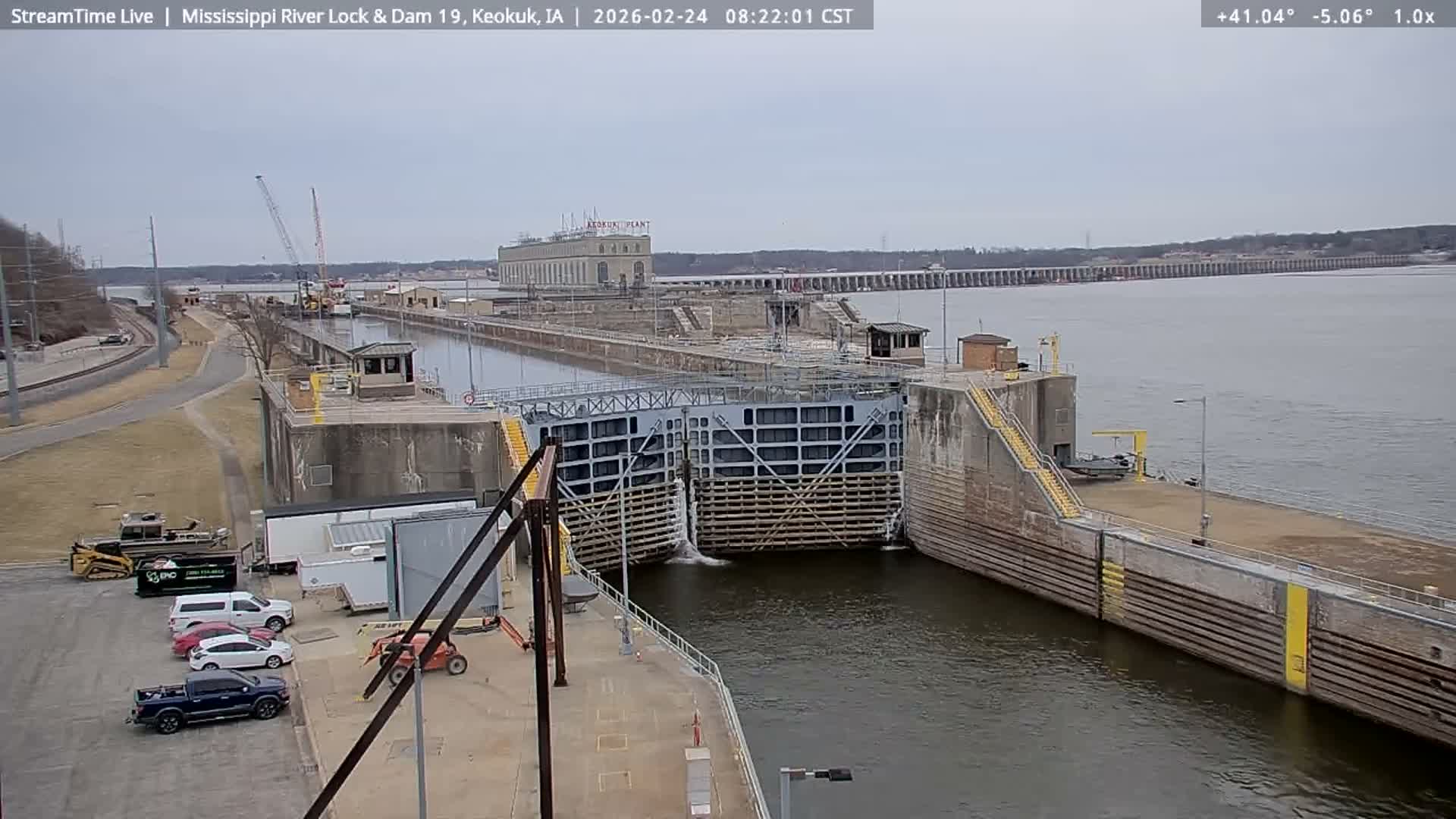 Keokuk Mississippi River Lock 19 Dam & Keokuk Power Plant Live Cam - Keokuk, Lee, Iowa, USA