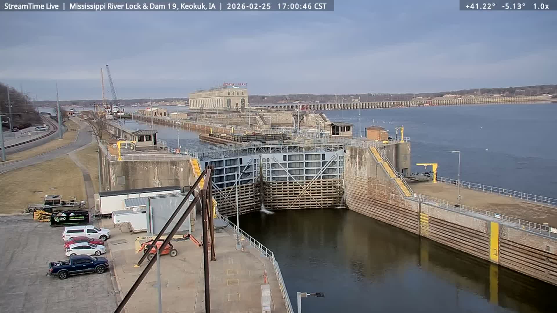 Keokuk Mississippi River Lock 19 Dam & Keokuk Power Plant Live Cam - Keokuk, Lee, Iowa, USA