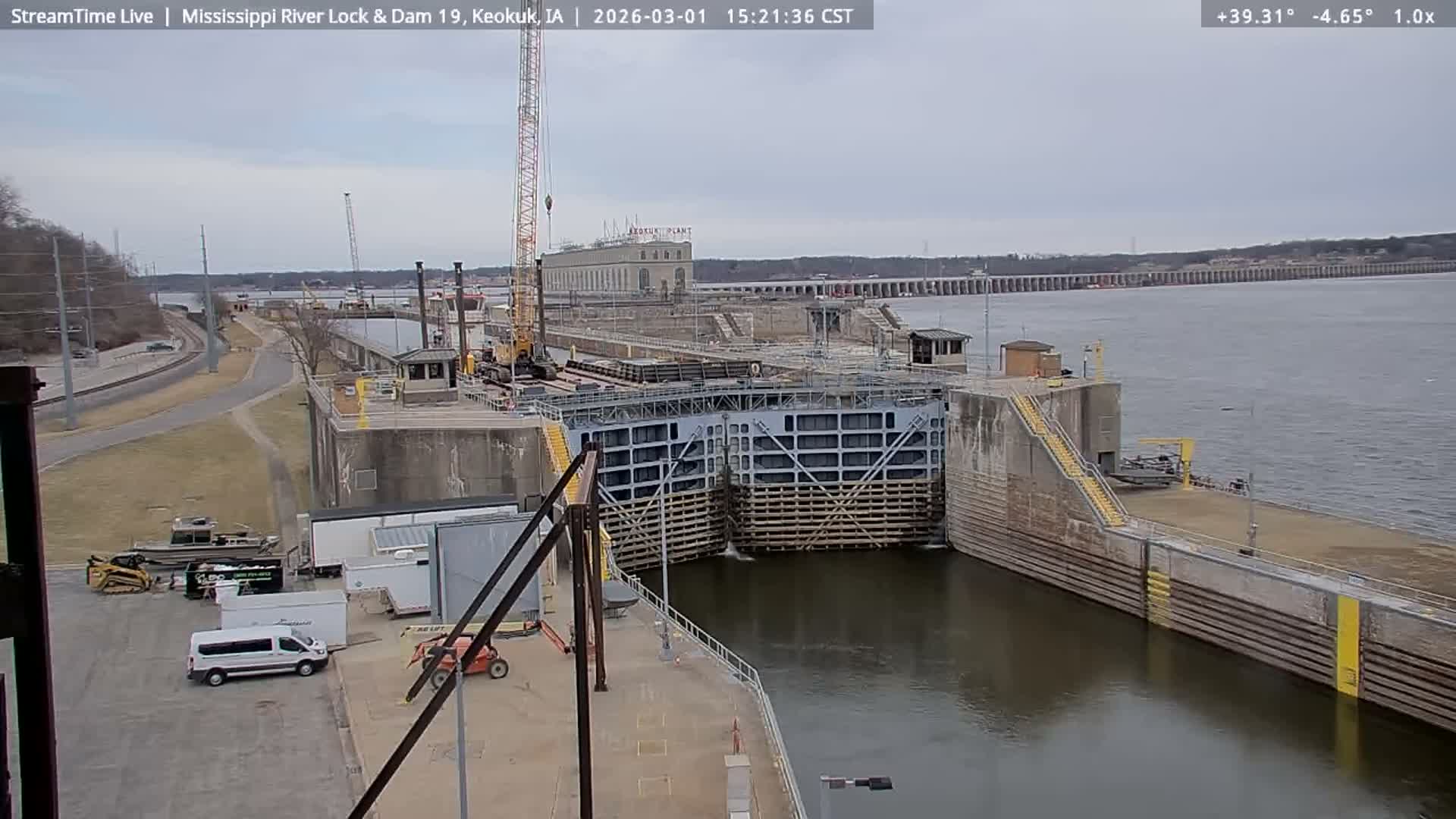 Keokuk Mississippi River Lock 19 Dam & Keokuk Power Plant Live Cam - Keokuk, Lee, Iowa, USA