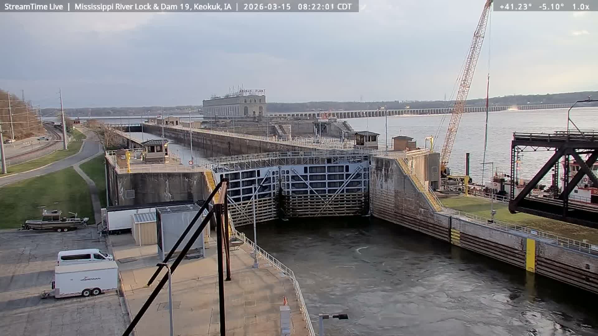 Keokuk Mississippi River Lock 19 Dam & Keokuk Power Plant Live Cam - Keokuk, Lee, Iowa, USA