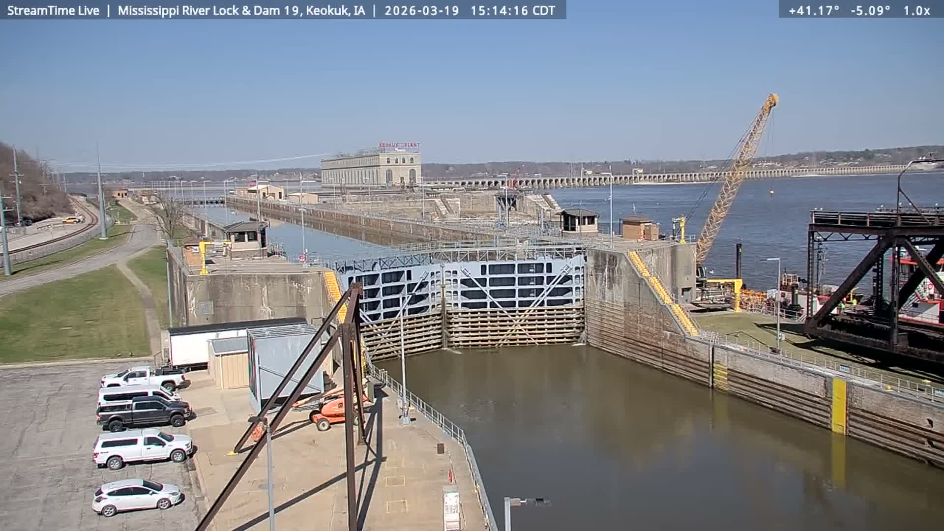 Keokuk Mississippi River Lock 19 Dam & Keokuk Power Plant Live Cam - Keokuk, Lee, Iowa, USA