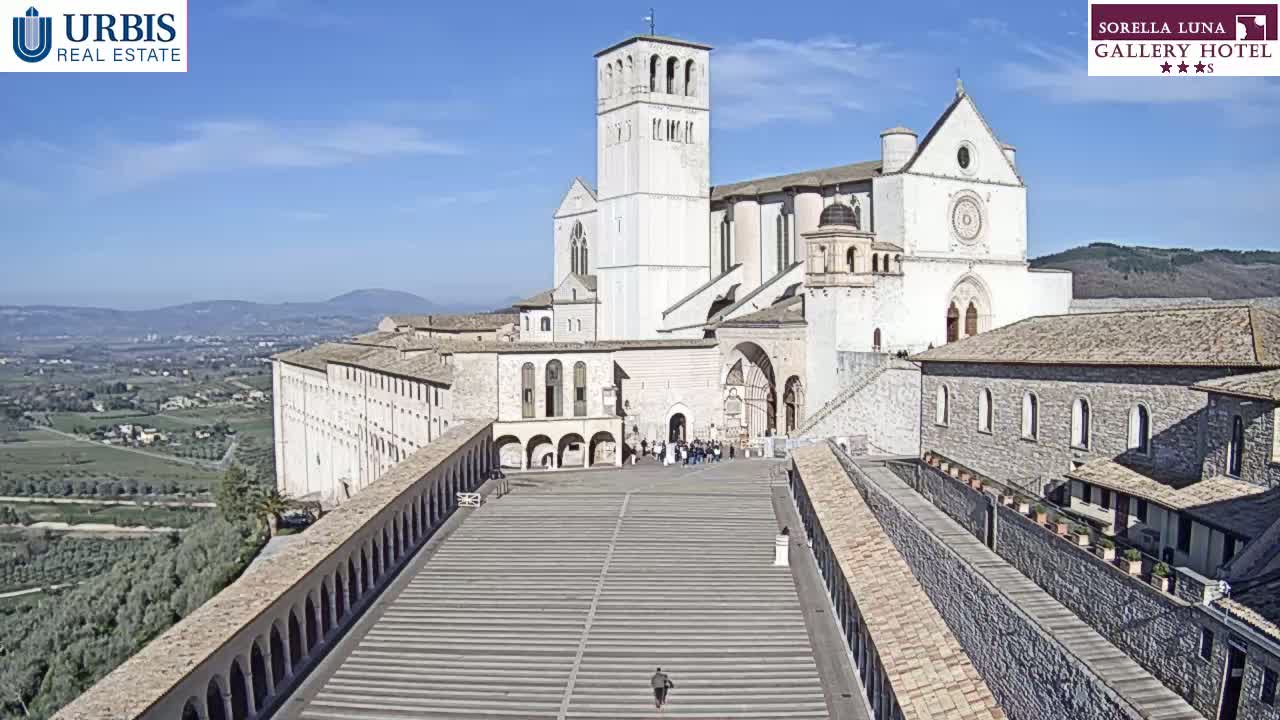 Assisi Basilica of San Francesco Live Cam - Perugia, Umbria, Italy