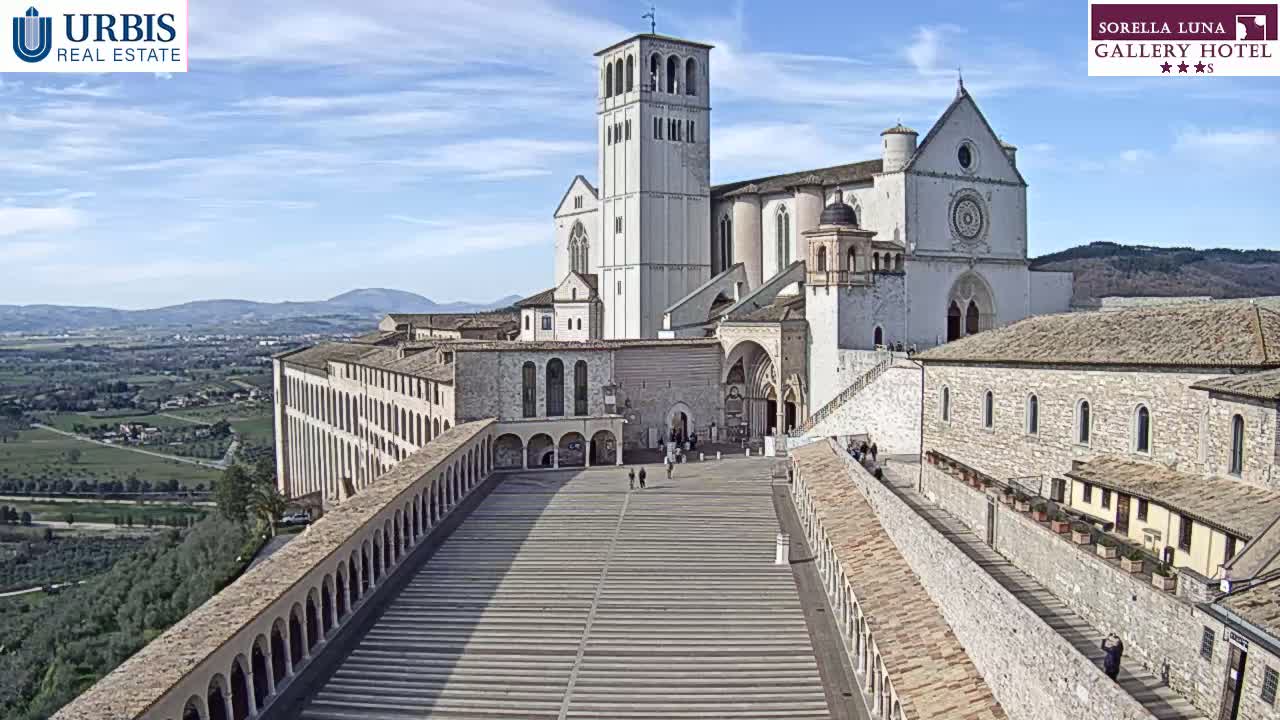 Assisi Basilica of San Francesco Live Cam - Perugia, Umbria, Italy