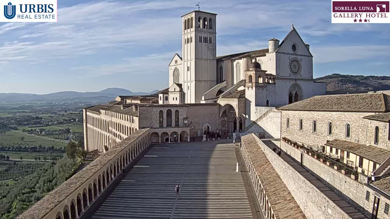 Assisi Basilica of San Francesco Live Cam - Perugia, Umbria, Italy
