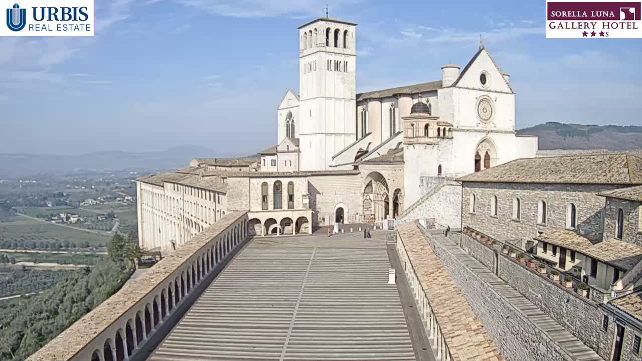 Assisi Basilica of San Francesco Live Cam - Perugia, Umbria, Italy