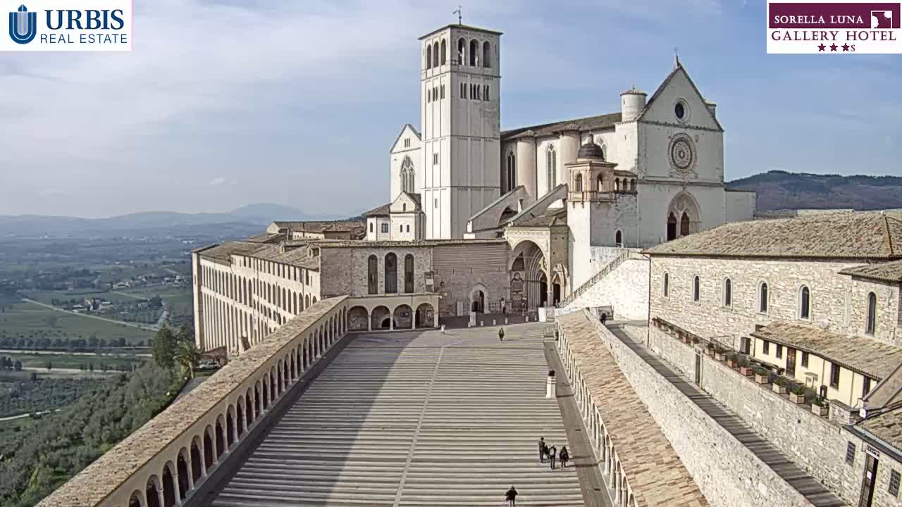 Assisi Basilica of San Francesco Live Cam - Perugia, Umbria, Italy