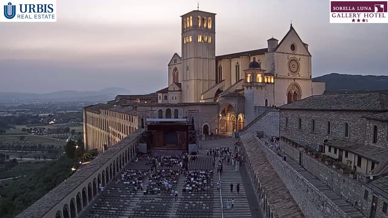 Assisi Basilica of San Francesco Live Cam - Perugia, Umbria, Italy
