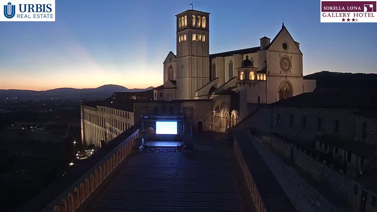 Assisi Basilica of San Francesco Live Cam - Perugia, Umbria, Italy