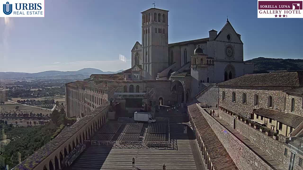 Assisi Basilica of San Francesco Live Cam - Perugia, Umbria, Italy